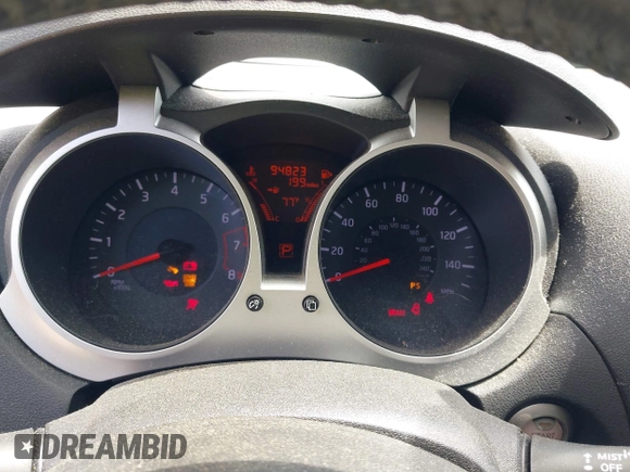 2013 Nissan Juke SL z VIN JN8AF5MV3DT213989, wystawiony jako IAAI lot #42262466 z przebiegiem 94 823 mil mil oraz . Historia ofert i sprzedaży dostępna na DreamBid. Obrazek 7.