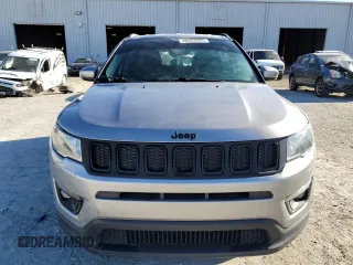 2019 Jeep Compass Latitude with VIN 3C4NJCBB1KT782396, listed as a Copart auction lot 48022595 with 75,790 mi miles and Salvage title. Bid and sale history available at DreamBid. Image 5.