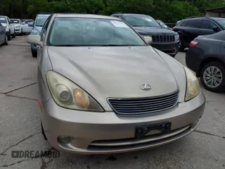 2005 Lexus ES 330 with VIN JTHBA30G855068642, listed as a IAAI auction lot 42137745 with 145,471 mi miles. Bid and sale history available at carsss.com. Image 6.