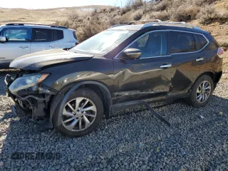 2014 Nissan Rogue SV with VIN 5N1AT2MT0EC792583, listed as a Copart auction lot 46142005 with Not Provided miles and Salvage Title. Bid and sale history available at carsss.com. Image 1.