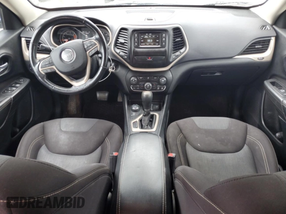 2017 Jeep Cherokee Latitude with VIN 1C4PJMCBXHW562996, listed as a Copart auction lot 56532255 with 175,698 mi miles and Salvage title. Bid and sale history available at DreamBid. Image 8.