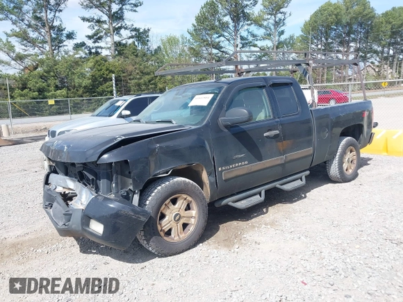 2007 Chevrolet Silverado 1500 LT w/1LT with VIN 2GCEC19J671591822, listed as a IAAI auction lot 41841804 with 325,059 mi miles. Bid and sale history available at carsss.com. Image 17.
