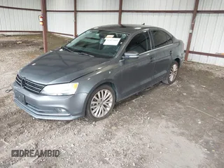 2015 Volkswagen Jetta SE with VIN 3VWD07AJ9FM310300, listed as a IAAI auction lot 42433664 with 117,579 mi miles and . Bid and sale history available at DreamBid. Image 17.