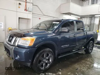 2015 Nissan Titan SL with VIN 1N6AA0EC1FN509625, listed as a Copart auction lot 41700575 with 100,327 mi miles and Salvage Title. Bid and sale history available at carsss.com. Image 1.