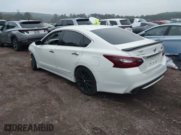 2017 Nissan Altima SL z VIN 1N4AL3AP7HC263627, wystawiony jako IAAI lot #40978960 z przebiegiem 149 182 mil mil oraz . Historia ofert i sprzedaży dostępna na DreamBid. Obrazek 3.