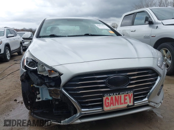 2018 Hyundai Sonata SE with VIN 5NPE24AF8JH682138, listed as a IAAI auction lot 42024533 with 69,462 mi miles and . Bid and sale history available at carsss.com. Image 11.