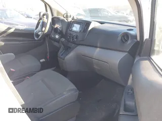 2018 Nissan NV200 SV z VIN 3N6CM0KN5JK698851, wystawiony jako IAAI lot #41753691 z przebiegiem 41 037 mil mil oraz . Historia ofert i sprzedaży dostępna na DreamBid. Obrazek 5.