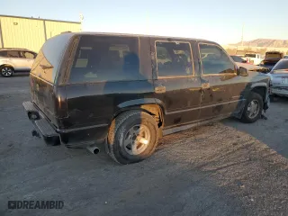 2000 Chevrolet Tahoe Limited with VIN 1GNEC13R5YR162329, listed as a Copart auction lot 84117434 with 177,241 mi miles and Salvage Title. Bid and sale history available at carsss.com. Image 3.