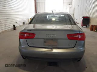 2013 Audi A6 Premium Plus z VIN WAUGGAFC3DN066310, wystawiony jako IAAI lot #42020702 z przebiegiem 195 939 mil mil oraz . Historia ofert i sprzedaży dostępna na DreamBid. Obrazek 17.