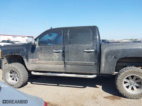 2007 Chevrolet Silverado 1500 LTZ with VIN 3GCEK13Y27G512274, listed as a IAAI auction lot 41793222 with 165,163 mi miles. Bid and sale history available at carsss.com. Image 14.