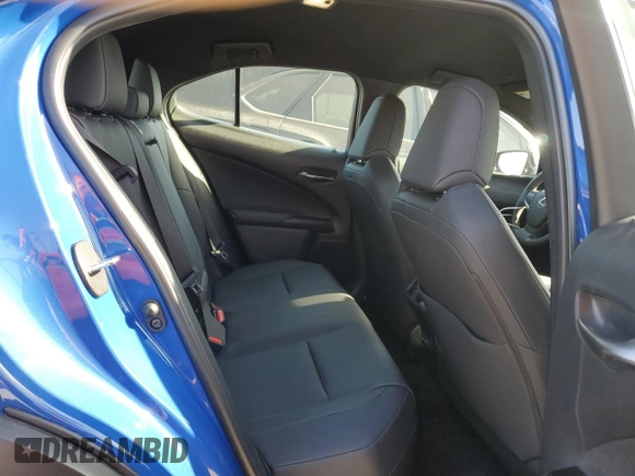 2022 Lexus UX 200 с VIN JTHX3JBH0N2049742, выставлен на аукционе Copart как лот 57678045 с пробегом 18 728 миль миль и Списание • Salvage title. История ставок и продаж доступна на DreamBid. Изображение 11.