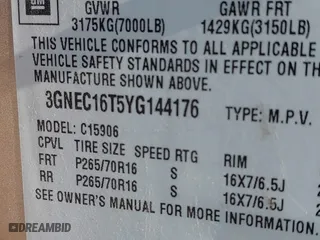 2000 Chevrolet Suburban LS with VIN 3GNEC16T5YG144176, listed as a IAAI auction lot 40986871 with 1 mi miles. Bid and sale history available at carsss.com. Image 9.