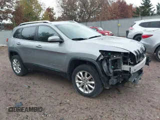 2014 Jeep Cherokee Limited with VIN 1C4PJMDS3EW280399, listed as a IAAI auction lot 40737977 with 131,595 mi miles. Bid and sale history available at carsss.com. Image 1.