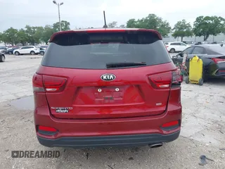 2020 Kia Sorento LX with VIN 5XYPG4A31LG686087, listed as a IAAI auction lot 41976544 with 111,158 mi miles and . Bid and sale history available at DreamBid. Image 16.