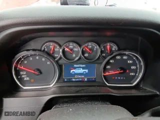 2019 Chevrolet Silverado 1500 LT with VIN 3GCUYDED8KG132130, listed as a Copart auction lot 43818385 with 104,779 mi miles and Salvage Title. Bid and sale history available at carsss.com. Image 9.