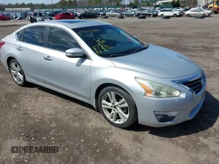 2013 Nissan Altima SL with VIN 1N4BL3AP0DC198036, listed as a IAAI auction lot 41995798 with 114,041 mi miles and . Bid and sale history available at DreamBid. Image 1.
