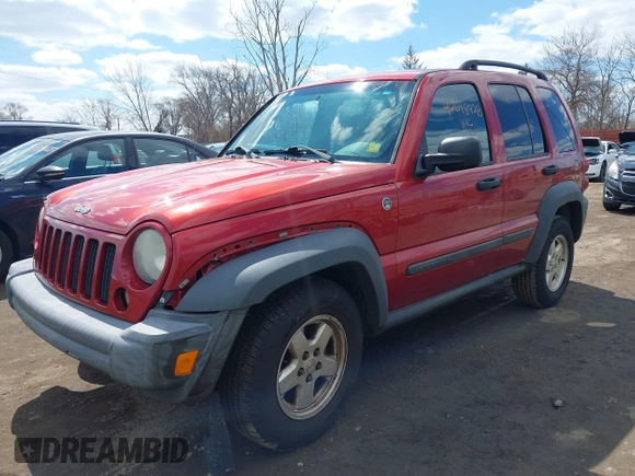 2007 Jeep Liberty Sport with VIN 1J4GL48K47W712628, listed as a IAAI auction lot 42018928 with 176,326 mi miles. Bid and sale history available at carsss.com. Image 2.