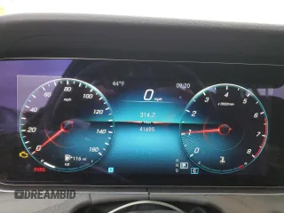 2022 Mercedes-Benz E 350 z VIN W1KZF8EB3NB064923, wystawiony jako Copart lot #81401684 z przebiegiem 41 695 mil mil oraz Szkoda całkowita • Salvage title. Historia ofert i sprzedaży dostępna na DreamBid. Obrazek 9.
