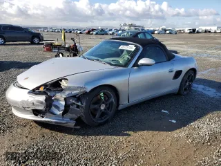 2004 Porsche Boxster with VIN WP0CA29884S620071, listed as a Copart auction lot 48135755 with 109,050 mi miles and Clean Title. Bid and sale history available at carsss.com. Image 1.