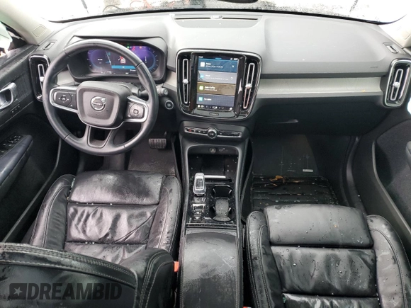 2023 Volvo XC40 Plus Bright Theme with VIN YV4L12UNXP2931564, listed as a Copart auction lot 86634444 with 27,997 mi miles and Salvage Title. Bid and sale history available at carsss.com. Image 8.