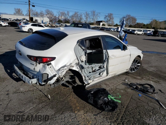 2019 Mazda Mazda3 Hatchback w/Preferred Pkg with VIN JM1BPAMMXK1141114, listed as a Copart auction lot 38845453 with 0 mi miles. Bid and sale history available at carsss.com. Image 3.