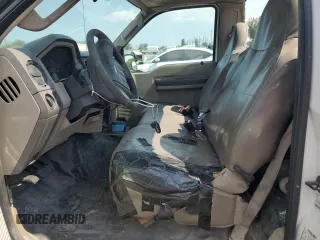 2008 Ford F-250 with VIN 1FTSF20R08EB92004, listed as a Copart auction lot 57567515 with 292,794 mi miles and Salvage title. Bid and sale history available at DreamBid. Image 7.