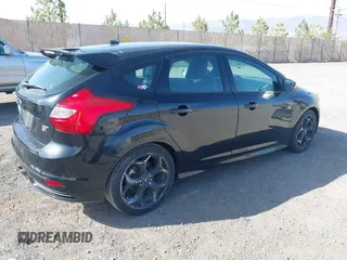 2014 Ford Focus ST with VIN 1FADP3L97EL199309, listed as a IAAI auction lot 41969919 with 174,344 mi miles and . Bid and sale history available at carsss.com. Image 4.