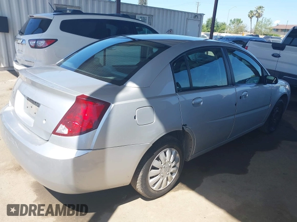 2004 Saturn ION with VIN 1G8AJ52F84Z116798, listed as a IAAI auction lot 42001660 with 152,946 mi miles. Bid and sale history available at carsss.com. Image 4.