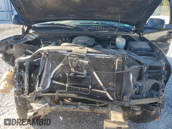 2005 Chevrolet Tahoe Z71 with VIN 1GNEK13T95R215074, listed as a Copart auction lot 74262994 with 0 mi miles and Salvage Title. Bid and sale history available at carsss.com. Image 13.