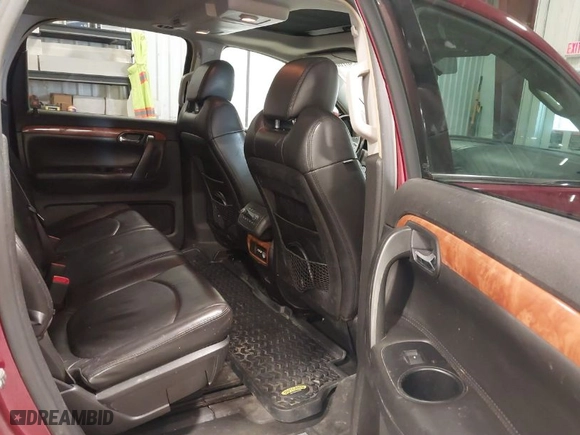 2007 Saturn Outlook XR with VIN 5GZEV237X7J141897, listed as a IAAI auction lot 41850106 with 177,783 mi miles. Bid and sale history available at carsss.com. Image 8.