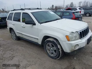 2006 Jeep Grand Cherokee Limited with VIN 1J4HR58246C361132, listed as a IAAI auction lot 41702789 with 153,719 mi miles. Bid and sale history available at carsss.com. Image 1.