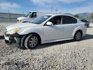 2011 Subaru Legacy Premium Power Moon z VIN 4S3BMCG62B3231833, wystawiony jako Copart lot #55823285 z przebiegiem 179 214 mil mil oraz Szkoda całkowita • Salvage title. Historia ofert i sprzedaży dostępna na DreamBid. Obrazek 1.