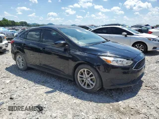 2018 Ford Focus SE z VIN 1FADP3F22JL265175, wystawiony jako Copart lot #62916255 z przebiegiem 90 348 mil mil oraz Szkoda całkowita • Salvage title. Historia ofert i sprzedaży dostępna na DreamBid. Obrazek 4.