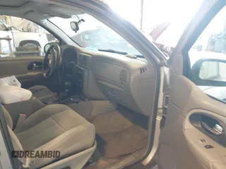 2006 Chevrolet TrailBlazer LS with VIN 1GNDT13S162121748, listed as a IAAI auction lot 42210260 with 236,517 mi miles and . Bid and sale history available at DreamBid. Image 5.