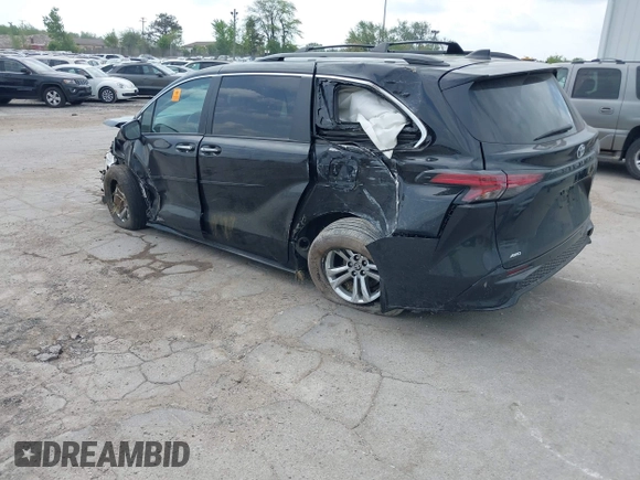 2023 Toyota Sienna XSE with VIN 5TDDSKFC5PS104449, listed as a IAAI auction lot 42270422 with 28,016 mi miles and . Bid and sale history available at DreamBid. Image 3.
