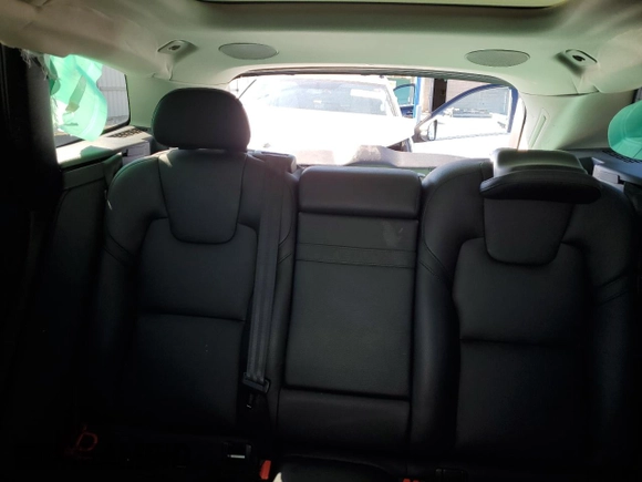 2019 Volvo XC60 Inscription with VIN LYV102RL0KB287438, listed as a Copart auction lot 50498045 with 60,633 mi miles and Salvage title. Bid and sale history available at DreamBid. Image 10.