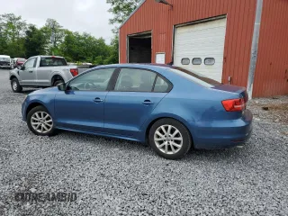 2015 Volkswagen Jetta SE with VIN 3VWD17AJ5FM326779, listed as a Copart auction lot 61359505 with 110,157 mi miles and Salvage title. Bid and sale history available at DreamBid. Image 2.