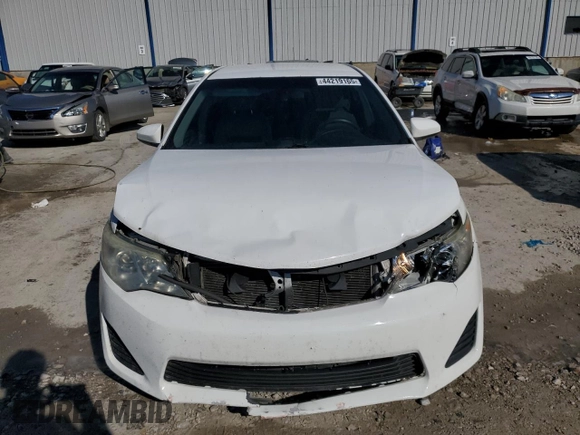 2013 Toyota Camry L with VIN 4T1BF1FK1DU273562, listed as a Copart auction lot 44219165 with 303,939 mi miles and Salvage Title. Bid and sale history available at DreamBid. Image 5.