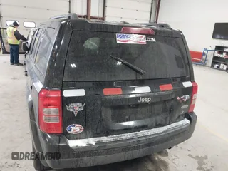 2014 Jeep Patriot Latitude with VIN 1C4NJPFA9ED887903, listed as a IAAI auction lot 41228274 with 82,225 mi miles and . Bid and sale history available at carsss.com. Image 16.