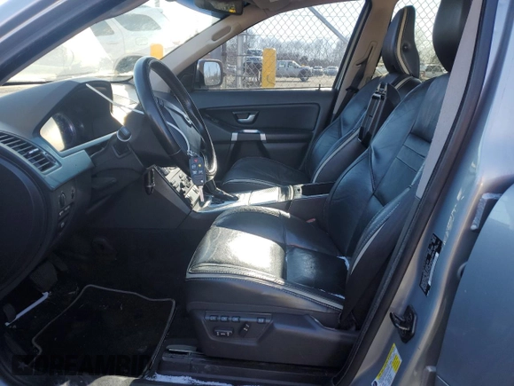 2010 Volvo XC90 z VIN YV4982CT8A1537760, wystawiony jako Copart lot #45089085 z przebiegiem 201 046 mil mil oraz Szkoda całkowita • Salvage title. Historia ofert i sprzedaży dostępna na DreamBid. Obrazek 7.