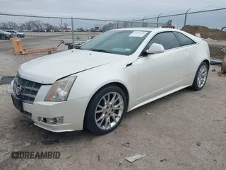 2011 Cadillac CTS Premium z VIN 1G6DP1ED0B0127240, wystawiony jako IAAI lot #41630608 z przebiegiem 118 417 mil mil oraz . Historia ofert i sprzedaży dostępna na DreamBid. Obrazek 2.