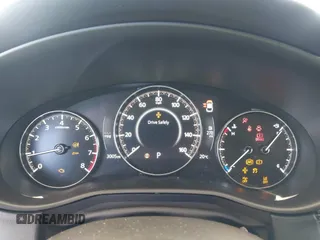 2024 Mazda CX-30 S Preferred with VIN 3MVDMBCM0RM641917, listed as a IAAI auction lot 42058344 with 3,005 mi miles and . Bid and sale history available at DreamBid. Image 7.
