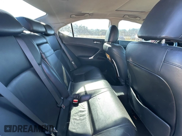 2006 Lexus IS 250 with VIN JTHCK262762007289, listed as a Copart auction lot 85038534 with 106,668 mi miles and Clean Title. Bid and sale history available at DreamBid. Image 6.