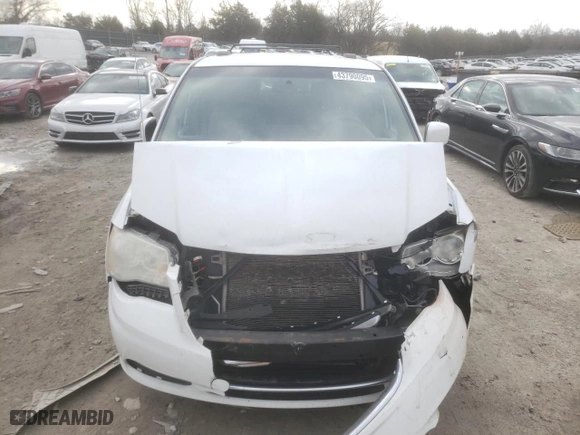 2014 Chrysler Town & Country Touring with VIN 2C4RC1BG9ER443971, listed as a Copart auction lot 43790095 with 247,429 mi miles and Salvage Title. Bid and sale history available at carsss.com. Image 5.