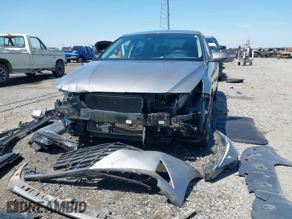 2023 Hyundai Elantra Limited with VIN KMHLP4AG5PU406785, listed as a IAAI auction lot 41979518 with 25,205 mi miles and . Bid and sale history available at DreamBid. Image 12.