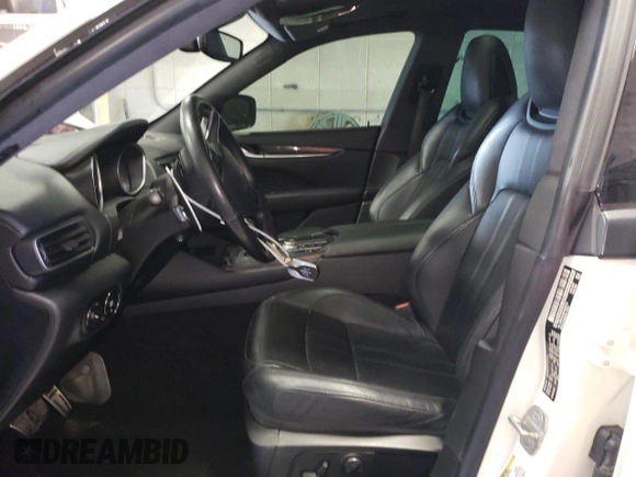 2017 Maserati Levante with VIN ZN661XUS0HX250710, listed as a Copart auction lot 65352173 with 77,927 mi miles. Bid and sale history available at carsss.com. Image 7.