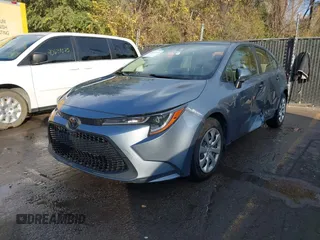 2021 Toyota Corolla LE with VIN JTDEPMAE8MJ173753, listed as a IAAI auction lot 40675579 with 107,086 mi miles. Bid and sale history available at carsss.com. Image 17.