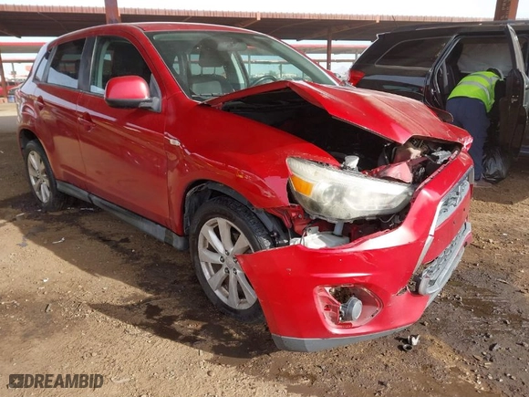2013 Mitsubishi Outlander Sport ES with VIN 4A4AP3AU3DE012342, listed as a IAAI auction lot 41402832 with 195,806 mi miles. Bid and sale history available at carsss.com. Image 1.