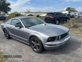 2007 Ford Mustang Deluxe with VIN 1ZVFT80N975342231, listed as a Copart auction lot 44405705 with 175,676 mi miles and Clean Title. Bid and sale history available at carsss.com. Image 1.