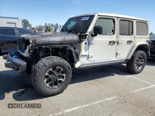 2024 Jeep Wrangler Rubicon X z VIN 1C4RJXR62RW167216, wystawiony jako Copart lot #49034325 z przebiegiem Nie podano mil oraz Szkoda całkowita • Salvage title. Historia ofert i sprzedaży dostępna na DreamBid. Obrazek 1.